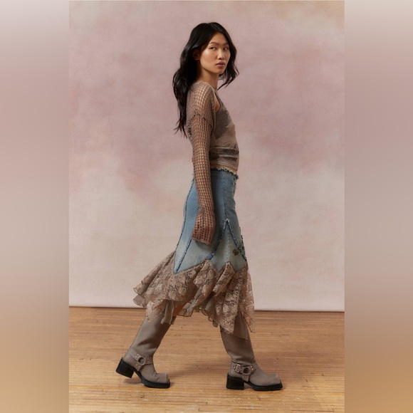 Kimchi Blue Talia Denim & Lace Midi Skirt - Picture 3 of 16